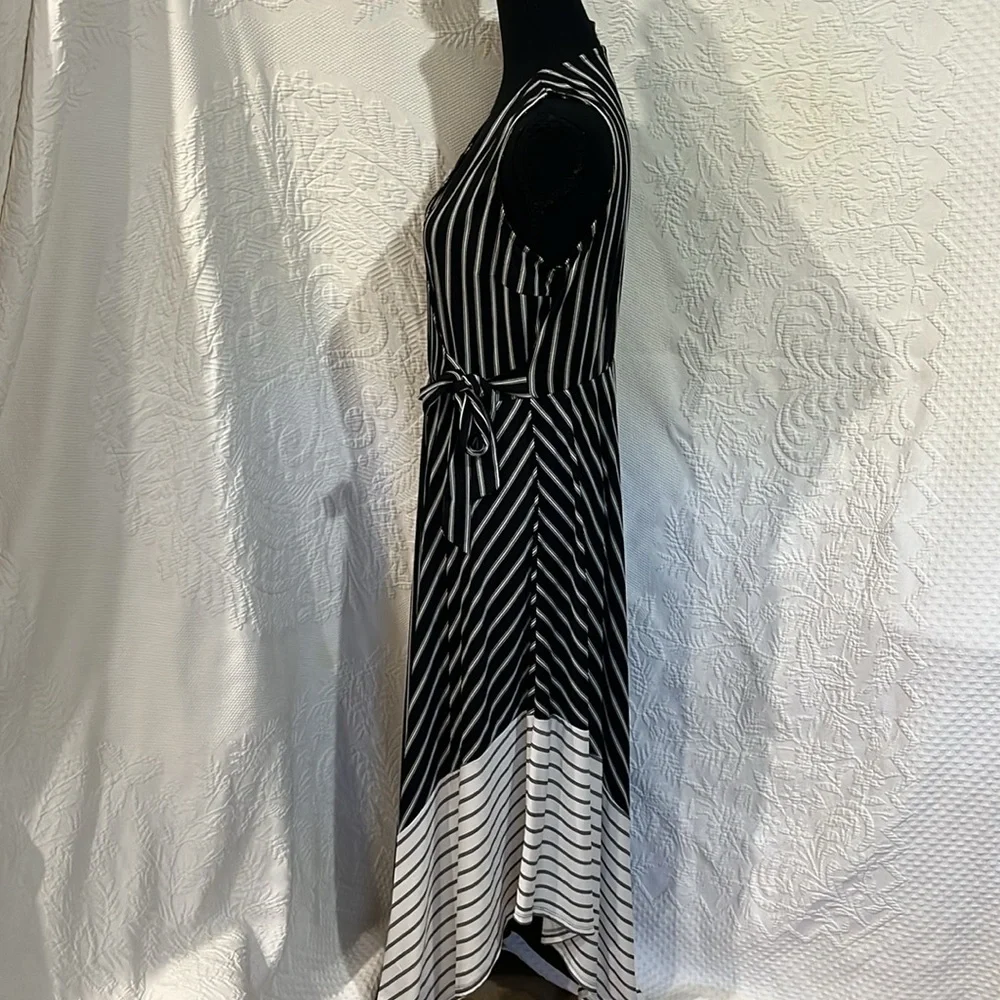 Wrapper maxi dress, size medium‎